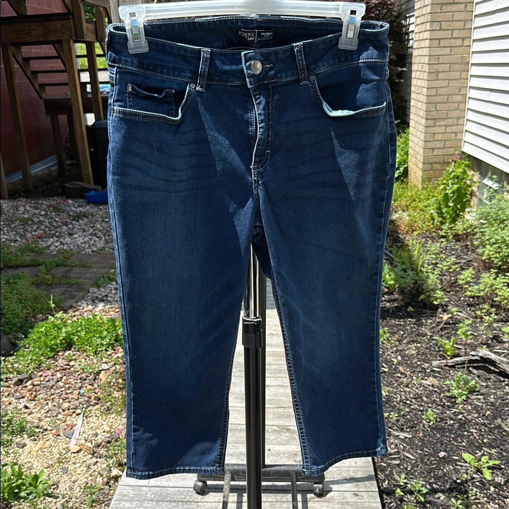 Women’s Cropped Jeans